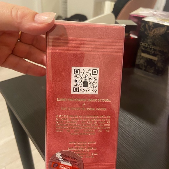 Jean paul Gaulthier so scandal eau de Parfum - Picture 2 of 3